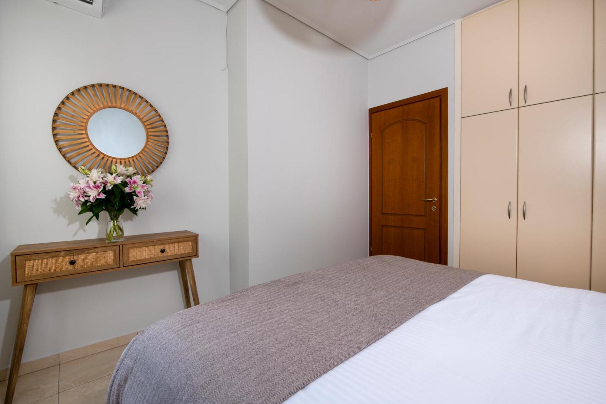 Inner City Retreat Apartment Chania  Екстер'єр фото
